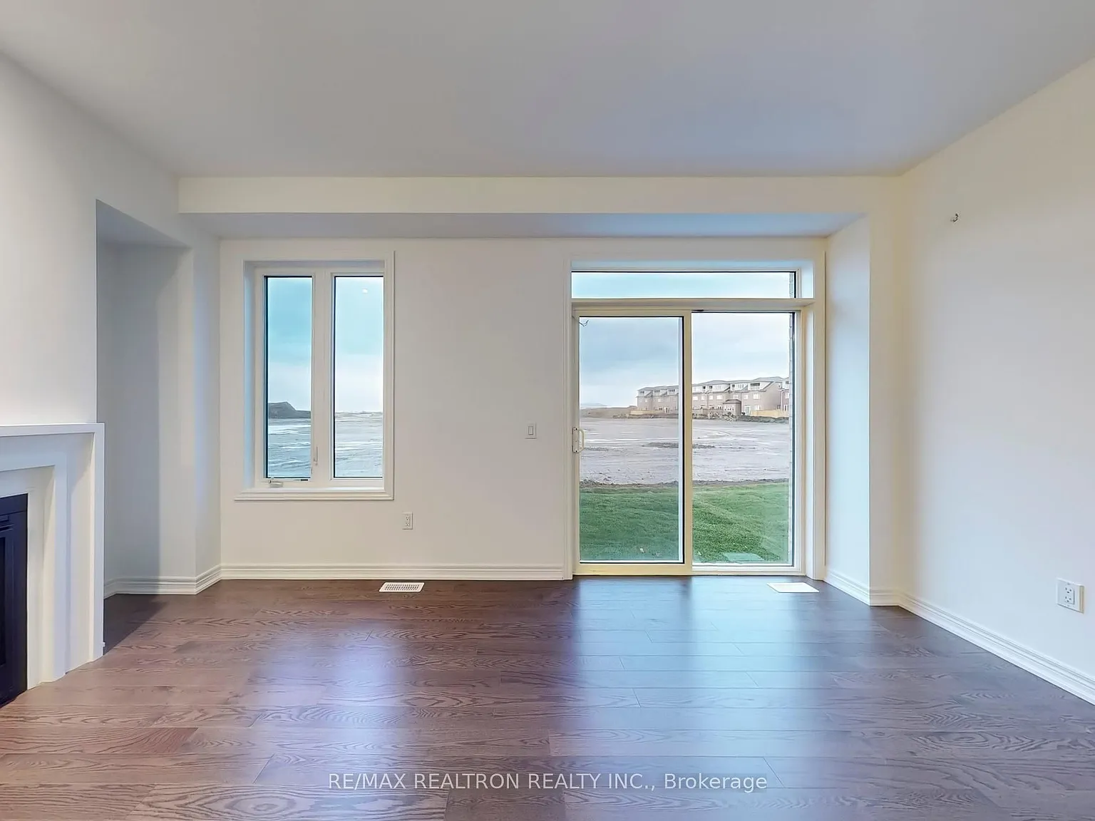 3 bed, $2,900 — Photo 3