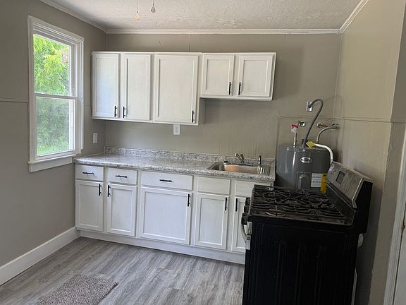 5th image of 4439 Eichelberger Ave