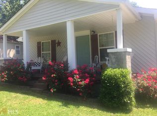 102 Walthall Ave, Chickamauga, GA 30707