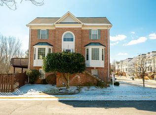 7036 Kings Manor Dr, Alexandria, VA 22315