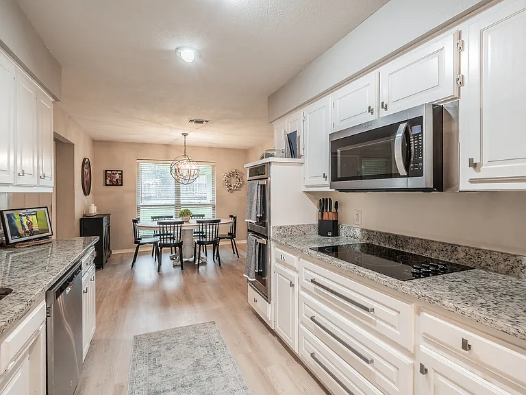 3416 Ainsworth Ct — Photo 8