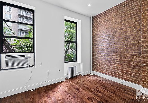 5th image of 176 E 85th St APT 1A