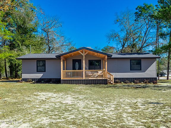2nd image of 4193 SE 8TH Avenue