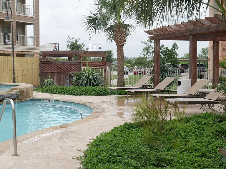 The Reserve Apartments — Photo 29