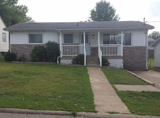 4410 Packard St, Parkersburg, WV 26104