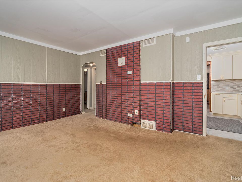 13325 Helen St, photo 10
