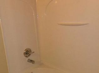 909 W Prairie Wind Way, Mustang, OK 73064