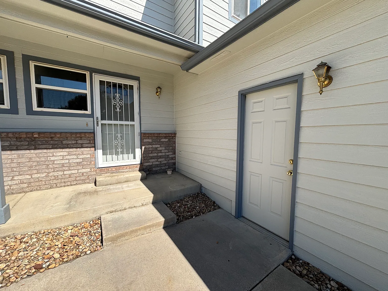 2 bed, 1.5 bath, 1620 sqft, $2,400 — Photo 2