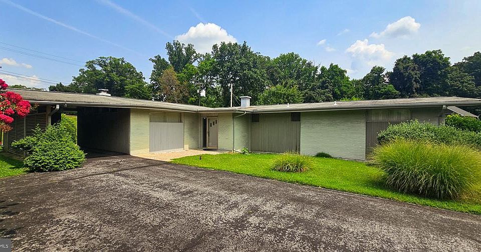 1st image of 3408 Manor Hill Rd