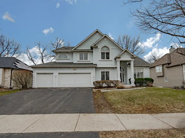 2805 Clara Ave, Aurora, IL 60502