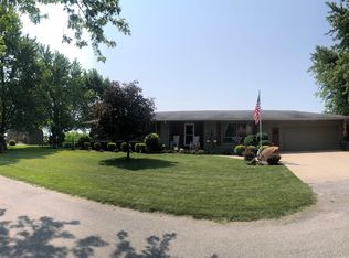 318 E Elm St, Piper City, IL 60959