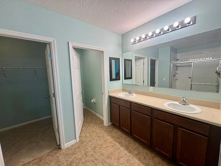 3750 Aria Dr — Photo 5