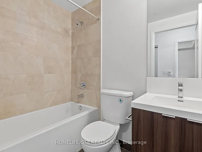 101 Erskine Ave #420 — Photo 8