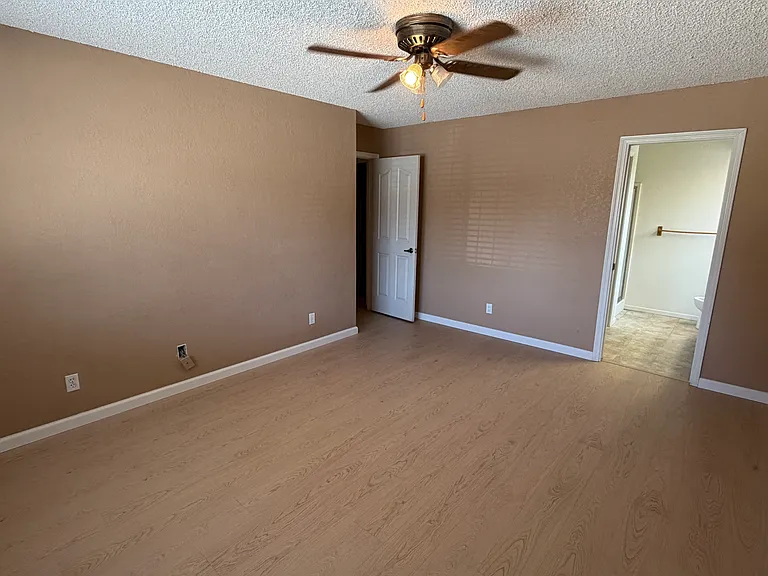 4980 E Heaton Ave #115 — Photo 11