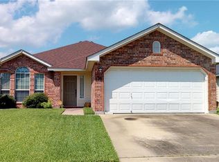 120 Riata, Victoria, TX 77901