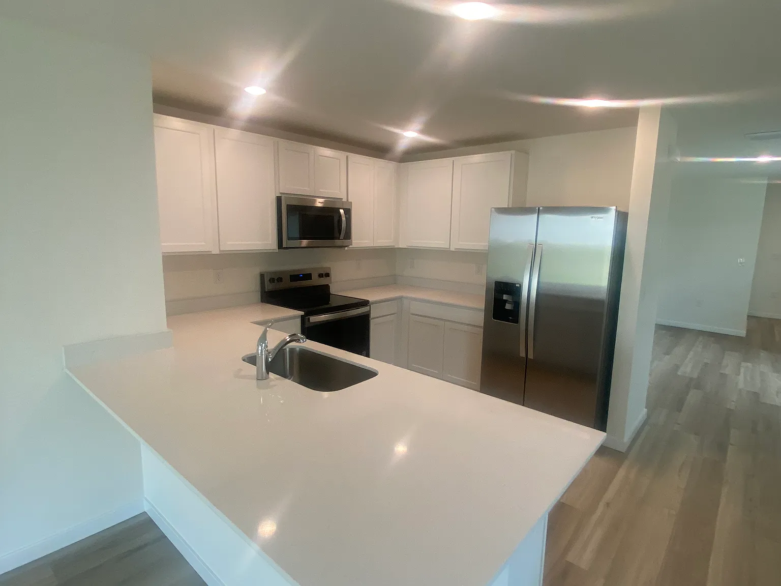 3 bed, 1504 sqft, $2,350 — Photo 4