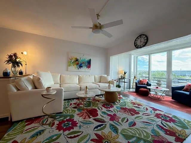 2 bed, 2.0 bath, 1200 sqft, $3,000 — Photo 4