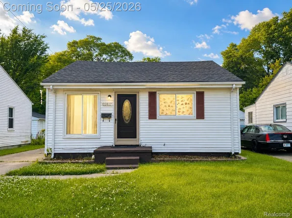 20817 Atlantic Ave, Warren, MI 48091