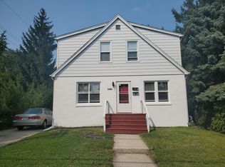 4510 16th St, Racine, WI 53405