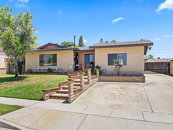 3rd image of 1318 N Alameda Ave