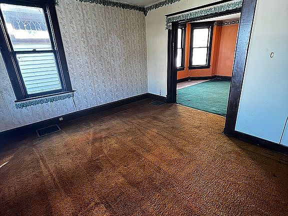 2nd image of 1420 Oregon Ave