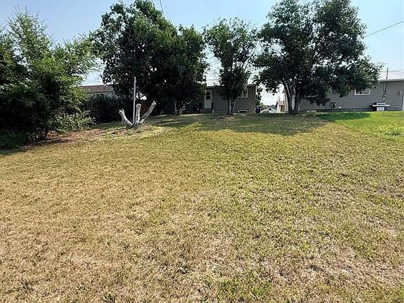 5th image of 624 5th STREET SW