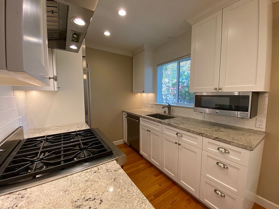 1st image of 609 Highland Ave