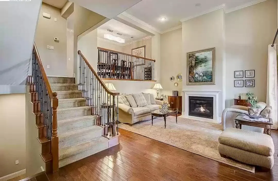 3686 Aviano Way — Photo 1