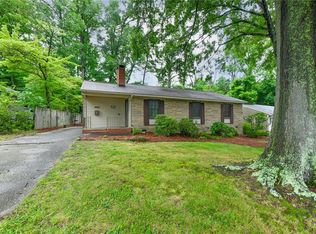3808 Manor Dr, Greensboro, NC 27403