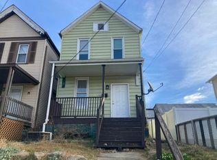 1316 4th Ave, Beaver Falls, PA 15010