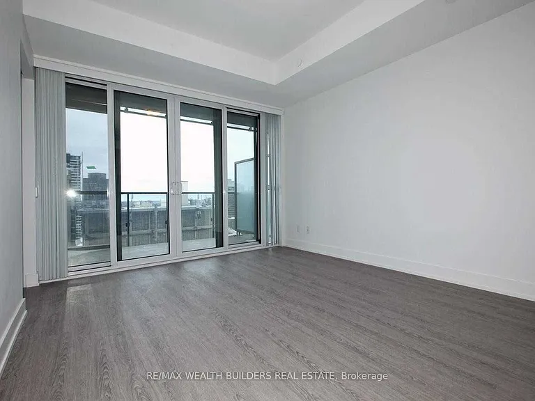 7 Grenville St #2609 — Photo 5