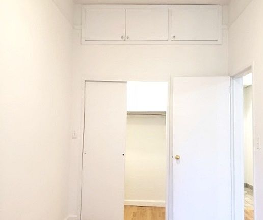 4th image of 3 W 83rd St APT 4D