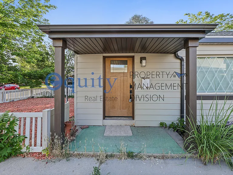 852 E Roosevelt Ave #1 — Photo 11