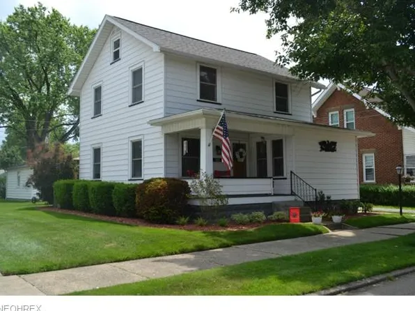 408 W 12th St, Dover, OH 44622