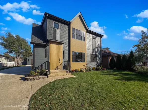 857 S Poplar Ave, Elmhurst, IL 60126