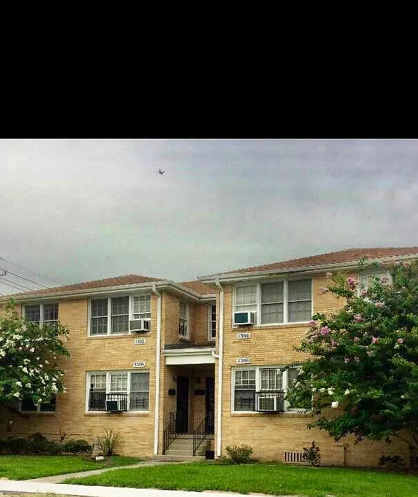 1302 Pauline St #1300
