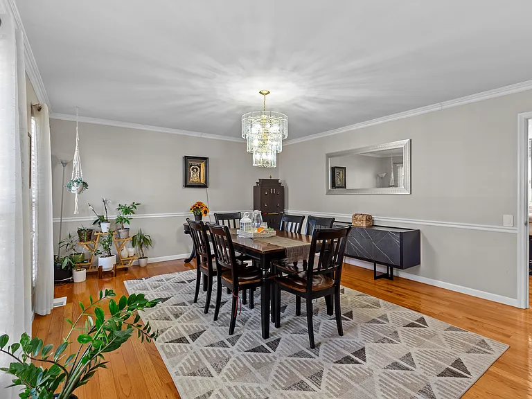 1528 Woodroyal East Dr — Photo 16
