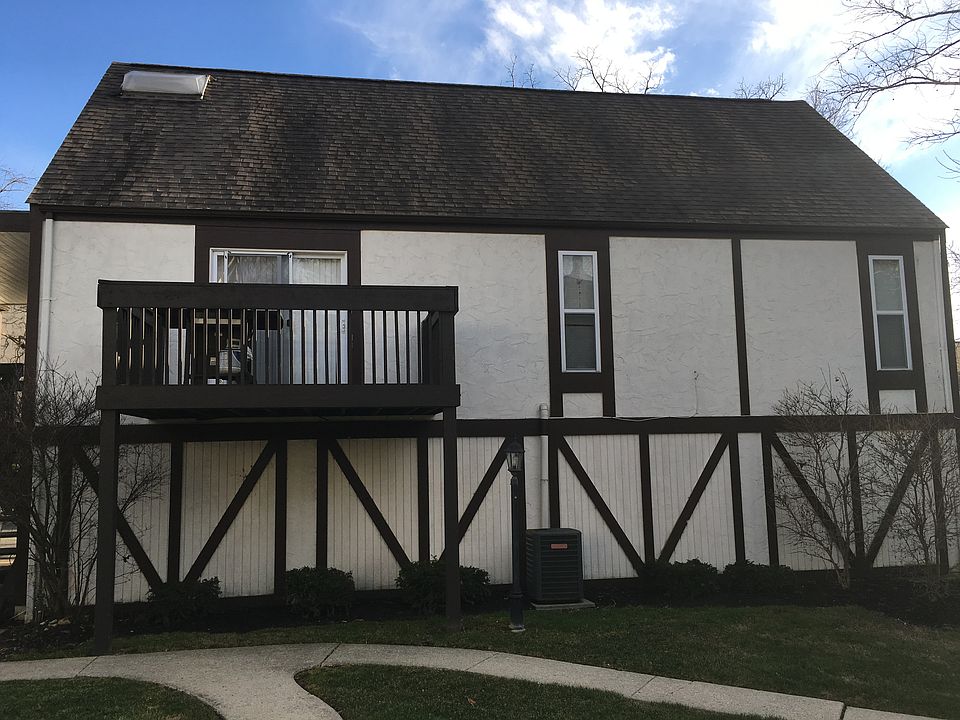 1st image of 1567 Arlington Ave