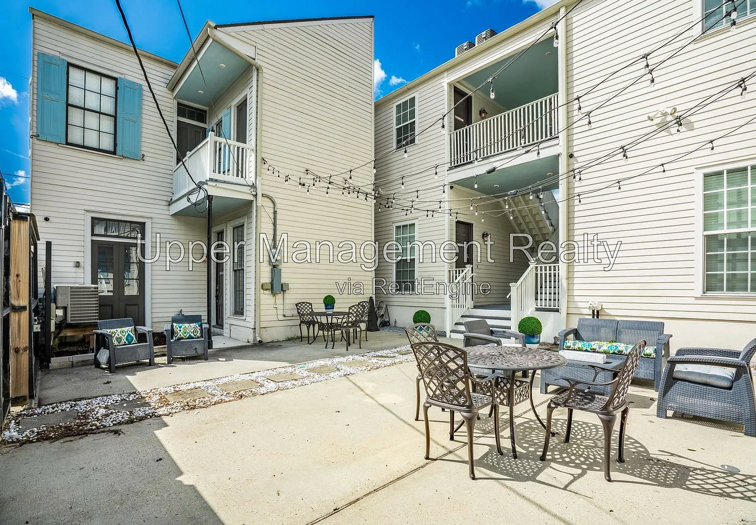 1 bed, 1.5 bath, 945 sqft, $1,600 — Photo 4