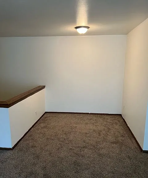 Deer Trail Apartments — Photo 2