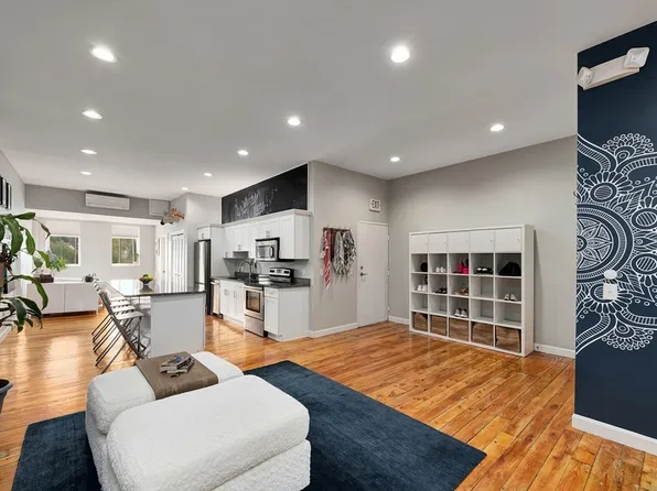 108 Washington St #3, Haverhill, MA 01832