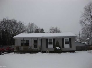 149 Goldner Ave, Waterford, MI 48328