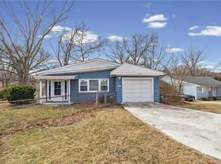 2407 NE 57th Ter, Kansas City, MO 64118