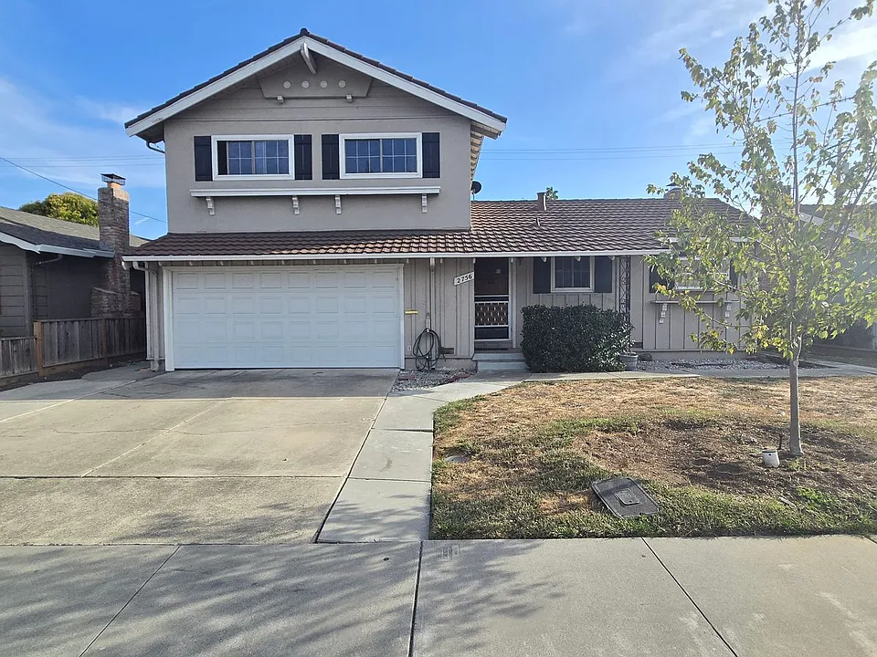 2756 Donovan Ave