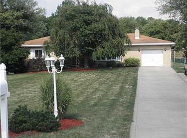 1st image of 220 McClane Farm Rd
