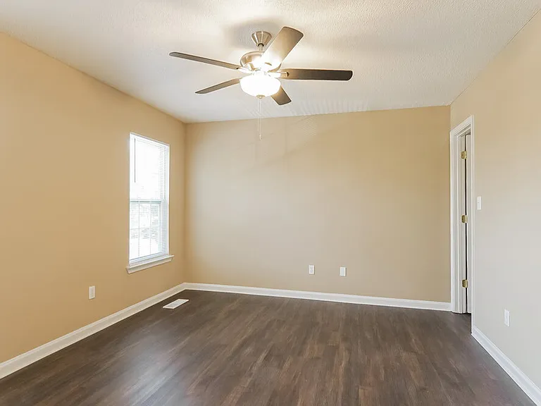 927 Rich Rd — Photo 11