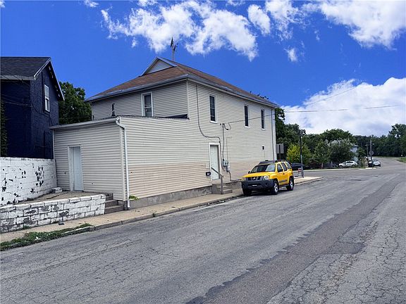 2nd image of 1223 Lagonda Ave