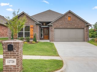 12720 NW 1st Ct, Yukon, OK 73099