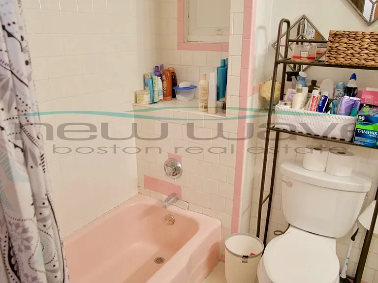 39 Charles St #2 — Photo 6
