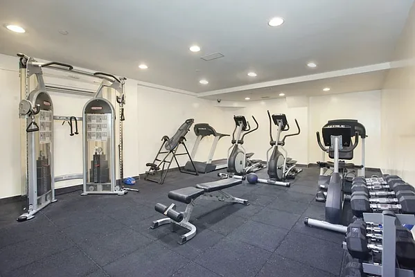 Rented by REAL New York | media 41